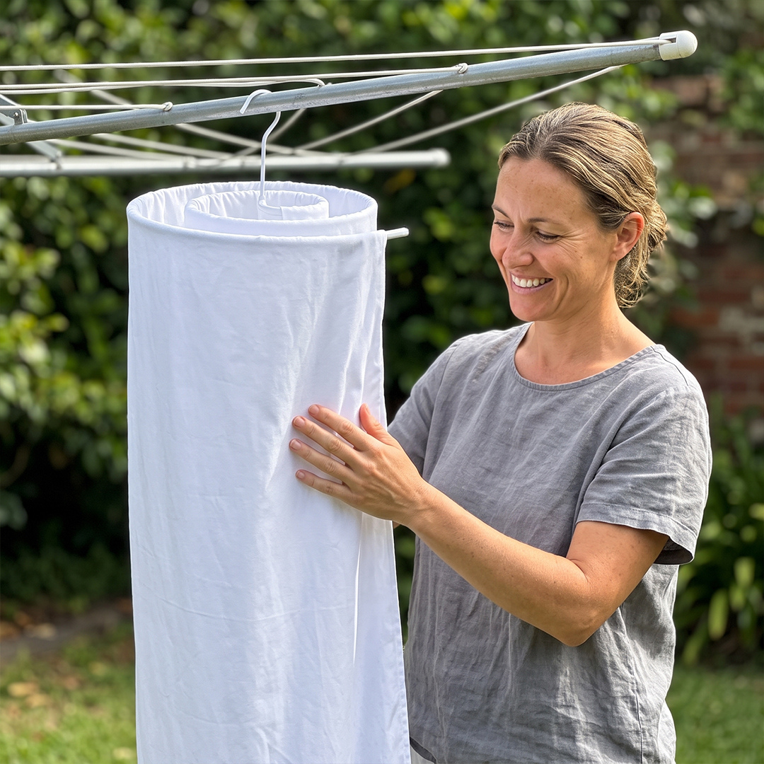 Spiral Sheet Hanger