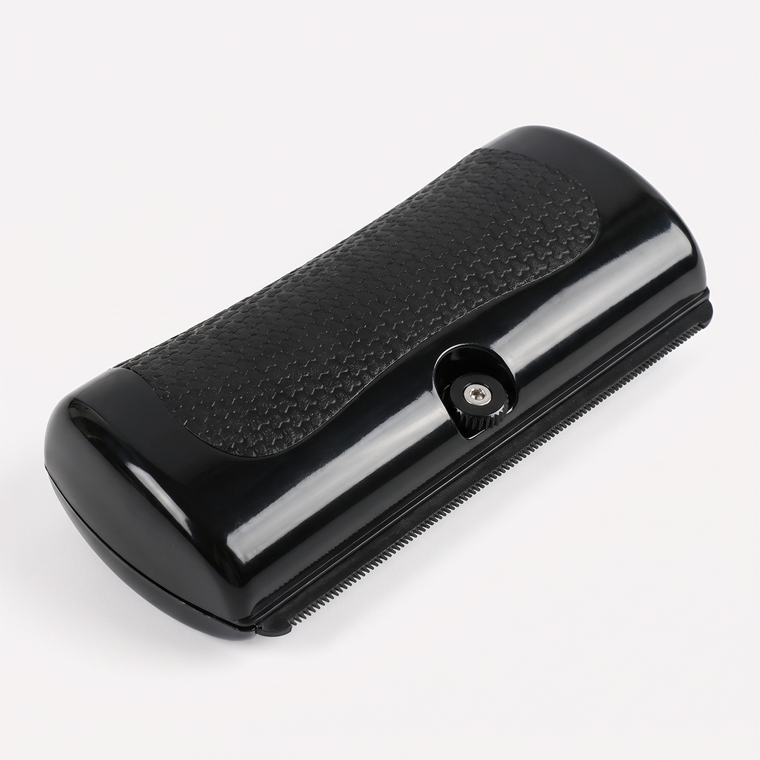 Forged Deshedding Pet Rake